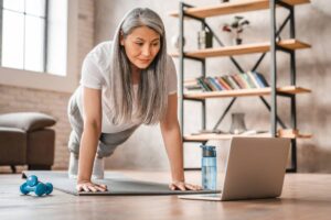 Trouvez le bon matériel pour créer un espace fitness performant chez vous